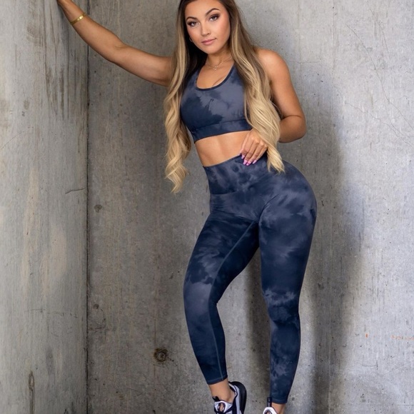 Lycit Plenum Cosmic Black Bra & Leggings set / Top sz XS, Leggings size Small - Picture 2 of 11